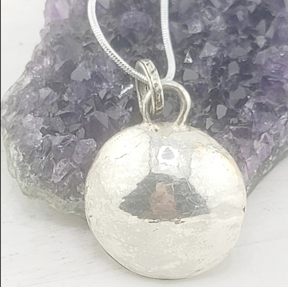 BIRD HEART HOLLOW PENDANT HANDMADE IN STERLING SILVER,COPPER & BRASS METAL - Picture 4 of 6